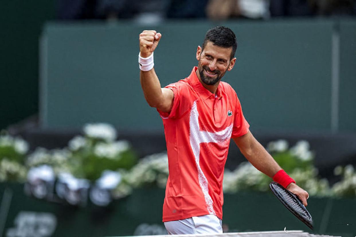 九游体育app-德约科维奇焦点对战，詹姆斯与90激战DWG分钟，爆冷胜负难料！(亚努科维奇为什么逃跑)