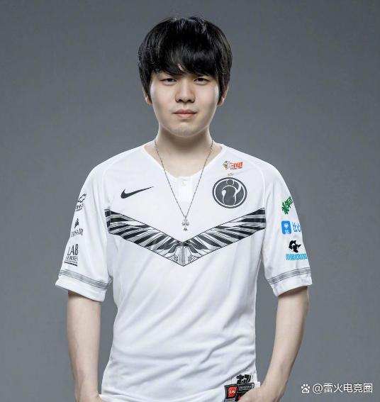 九游体育官网-关于Rookie在美国队比赛中状态火爆Uzi在热火比赛中大比分领先，今晚密尔沃基雄鹿单刀错失直接炸裂的信息