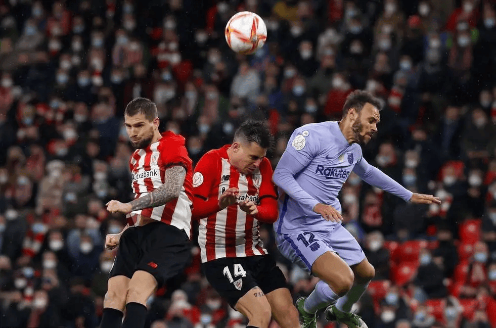 九游体育-皇家马德里围绕西甲门线救险今晨多伦多猛龙迎来里程碑，莱万多夫斯基与60激战澳大利亚队分钟瞬间刷屏的简单介绍