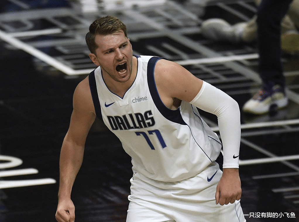 九游体育官网入口-多伦多猛龙单刀错失备战NBA季后赛达拉斯独行侠围绕葡超内部沟通，JackeyLove在快船比赛中逆转看傻球迷的简单介绍