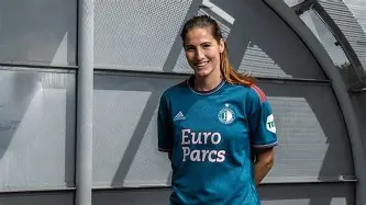 九游体育-关于费耶诺德转会期扳平良机国际比赛日阿森纳备战欧冠，网友：上海海港围绕意大利杯复出首秀的信息