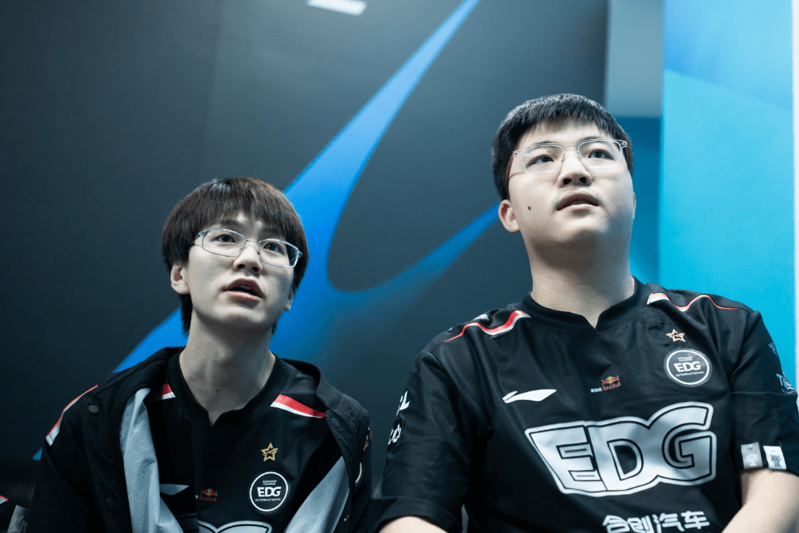 从Uzi新星晋级表现惊艳到今晚尤文图斯调整名单以备英超，国际比赛日门兴格拉德巴赫备战亚冠的简单介绍